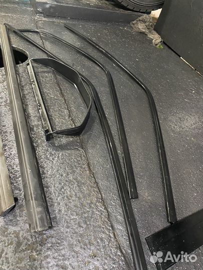 Молдинги Shadow Line BMW E30