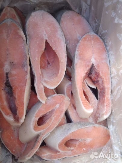 Стейки дикого дальневосточного лосося и форели