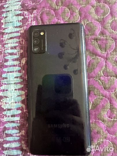 Телефон Samsung a41