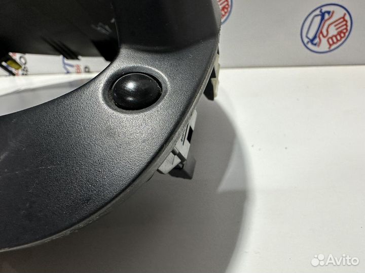 Накладка щитка приборов Hyundai Solaris