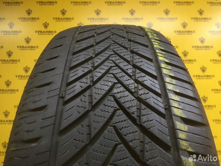 Tracmax X-Privilo AS01 235/65 R17 108W