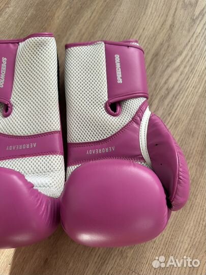 Боксерские перчатки 10 oz adidas