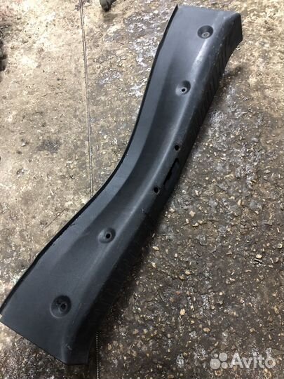 Обшивка багажника Ford Focus 2