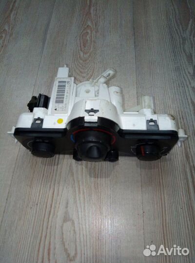 Блок управления печкой печки Renault megane 2