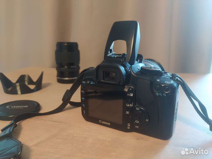 Зеркальный фотоаппарат Canon 400D