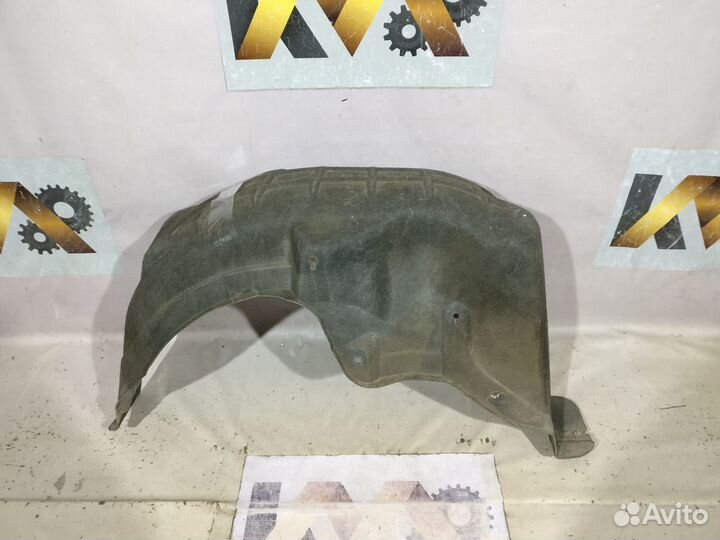 Ниссан Икстрэил T32 2014- Подкрылок правый задний