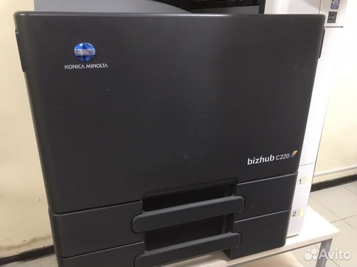 Konica minolta bizhub c220