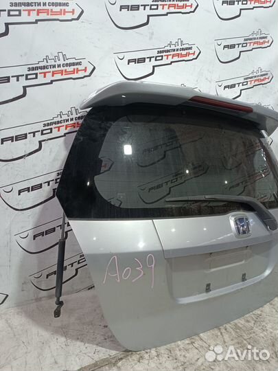 Дверь задняя honda FIT GD1 GD2 GD3 GD4 68100saaj30ZZ серебро, NH623M NA6030