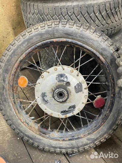 Колесо от советского мотоцикла