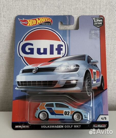 Hot Wheels Premium Volkswagen Golf