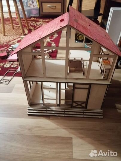 Домик кукольный