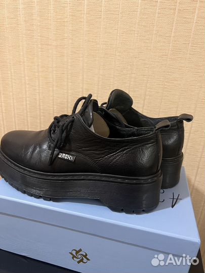 Полуботинки женские 39 размер