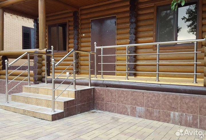 Перила из нержавейки для лестницы