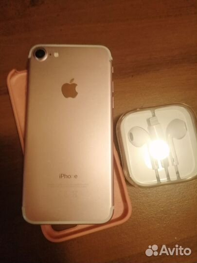iPhone 7, 32 ГБ
