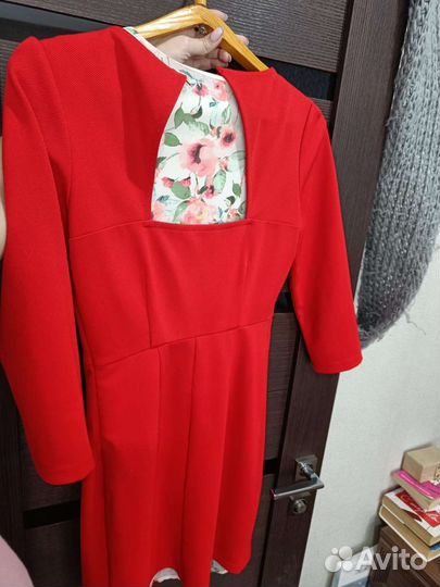 3 платья и футболка Balenciaga