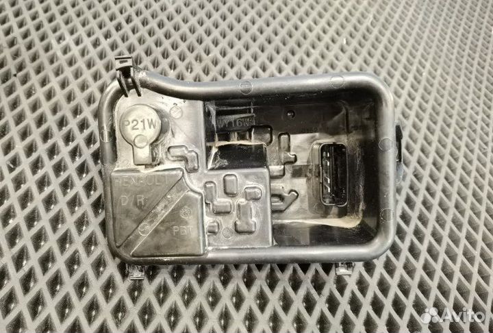 Плата фонаря задняя правая Renault Duster 2