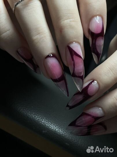 Наращивание ногтей/маникюр/педикюр