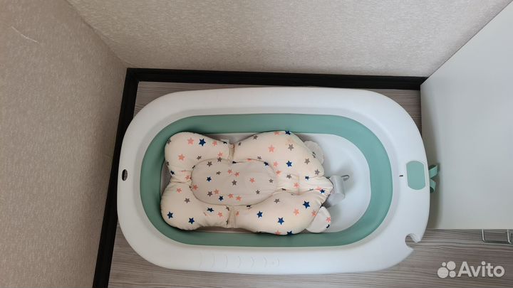 Ванночка для купания складная с матрасиком