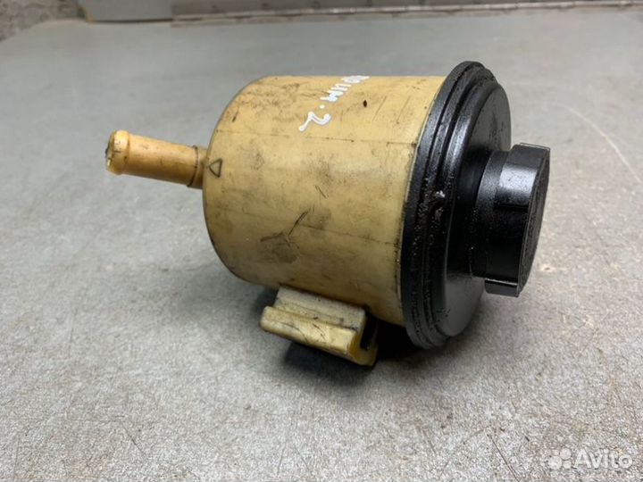 Бачок Гур Nissan Primera P12 седан 2.0 QR20 2004