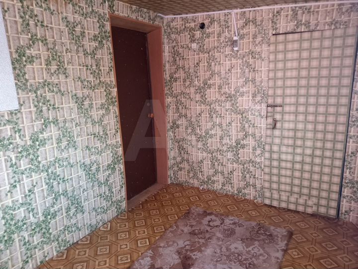 Дом 30 м² на участке 9 сот.