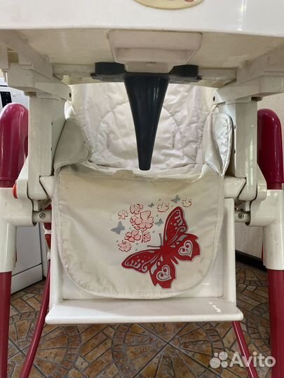 Детский стульчик для кормления