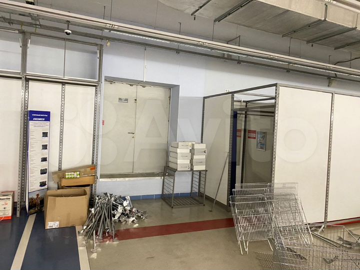 Склад, 1300 м²