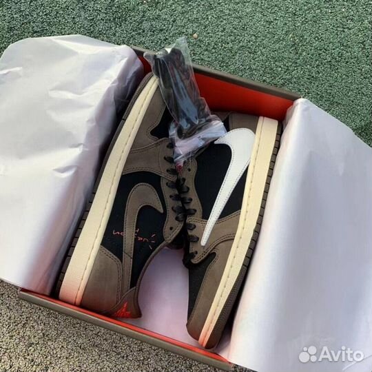 Кроссовки Travis Scott x Air Jordan 1