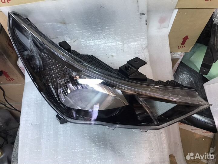 Фары hyundai solaris 2021 NEW