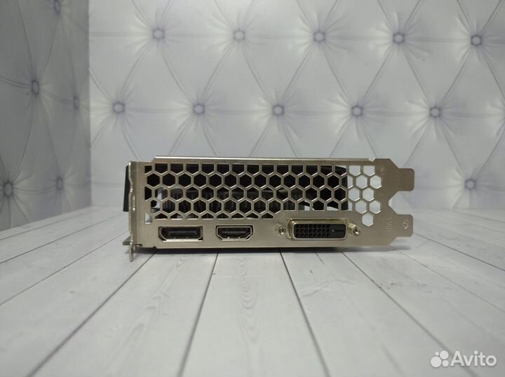 Видеокарта GTX 1050 2 gb Palit StormX