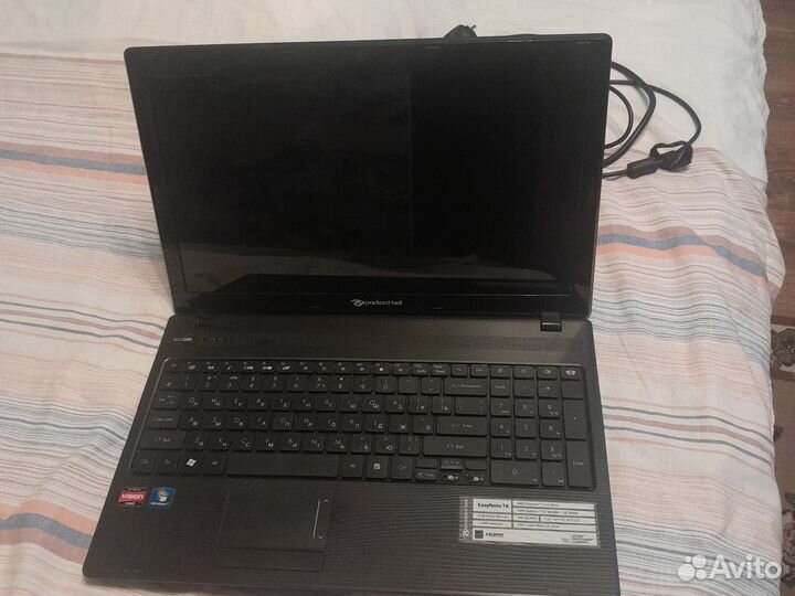 Продам ноутбук на запчасти