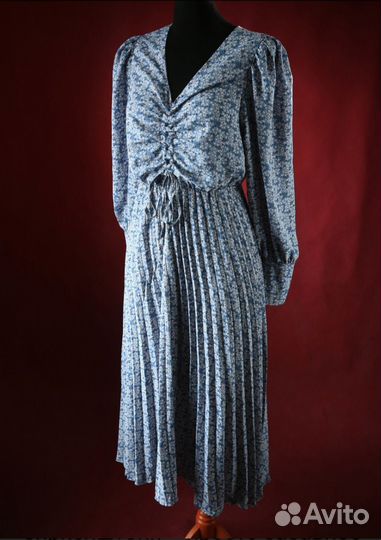 Платье женское 44