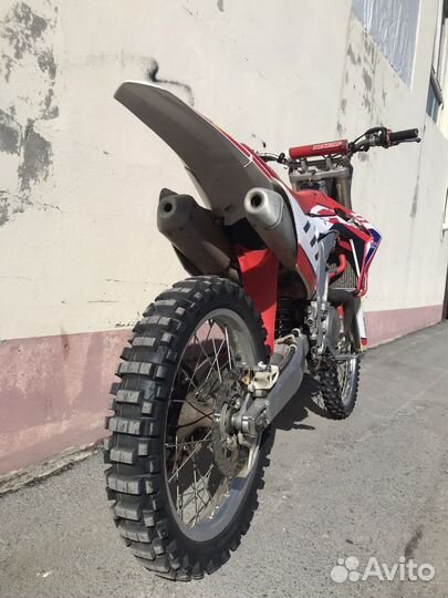 Honda CRF 450R PGM-FI