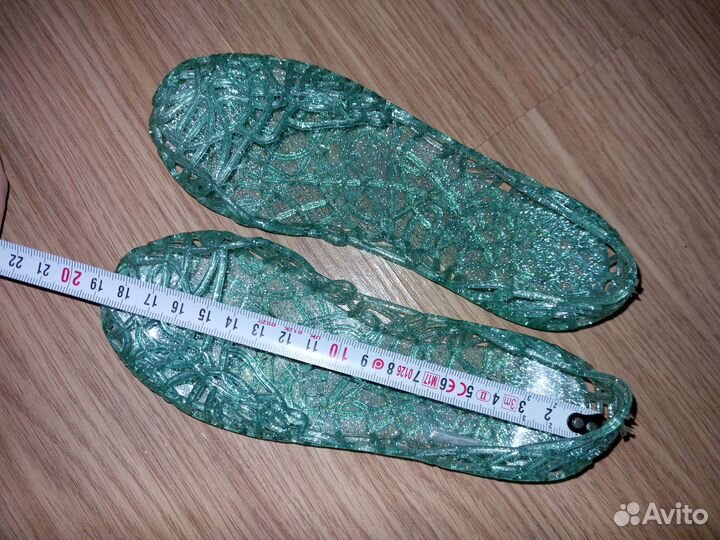 Плавательные тапочки