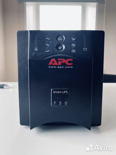 Ибп Smart UPS 750