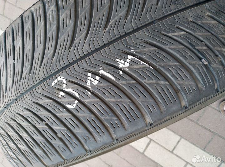 Michelin Pilot Alpin 5 SUV 235/55 R19 103V