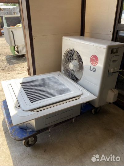 Кондиционер кассетный LG
