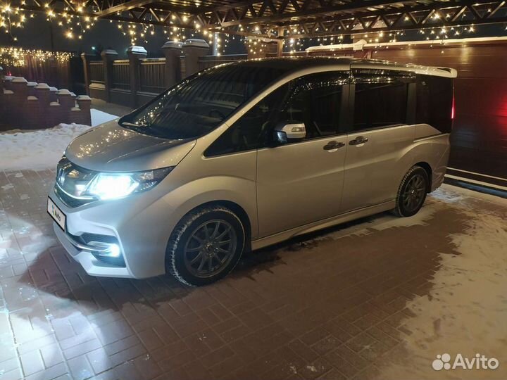 Honda Stepwgn 1.5 CVT, 2015, 91 000 км