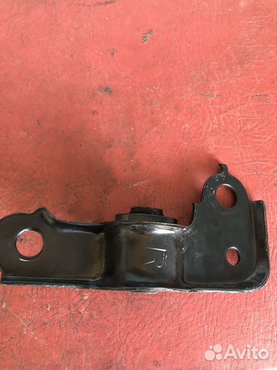 Задний сайлентблок киа