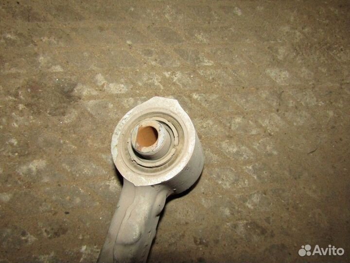 Рычаг задний нижний левый i40 2011