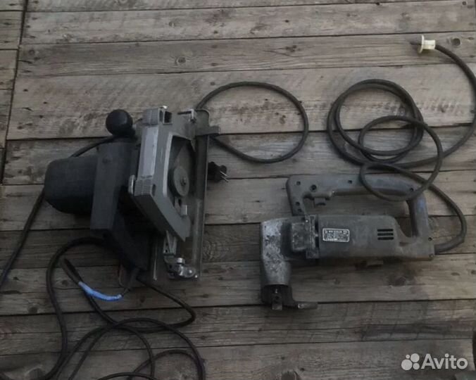 Электроинструмент старинный