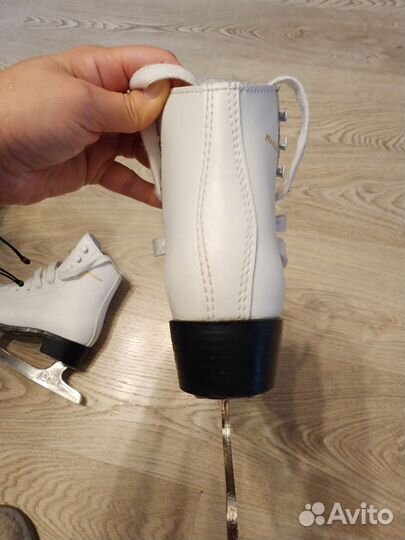 Коньки для фигурного катания 29 Graf montana