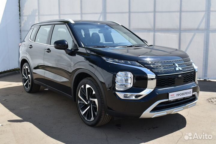 Mitsubishi Outlander 2.5 CVT, 2022