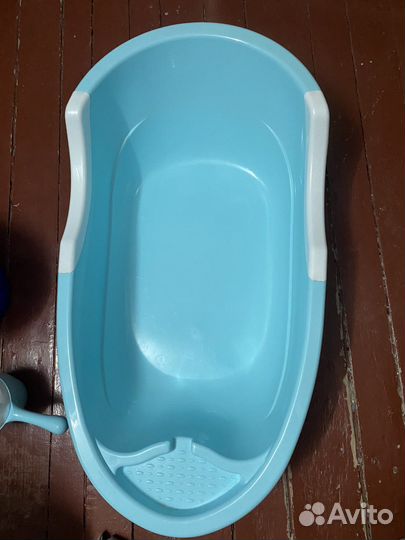 Ванночка для купания с горкой
