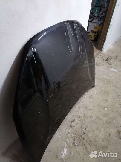 Капот Лада Веста