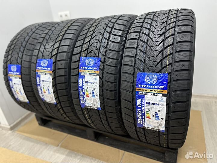 Tri Ace Snow White II 285/45 R21 109H