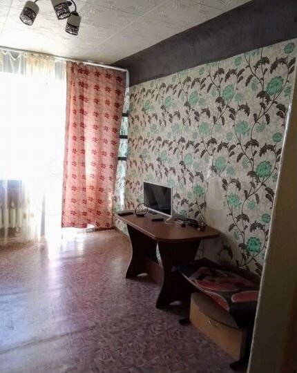 Комната 38 м² в 3-к., 3/3 эт.