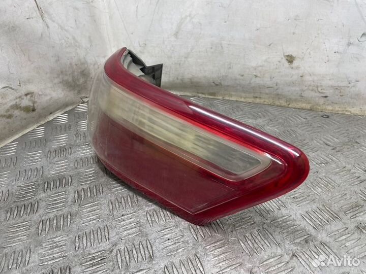 Фонарь задний правый Toyota Camry V40 2grfe 2010