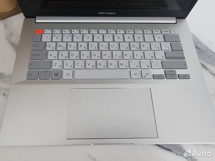 Asus vivobook pro 14x oled (core i5, RTX 3050 )