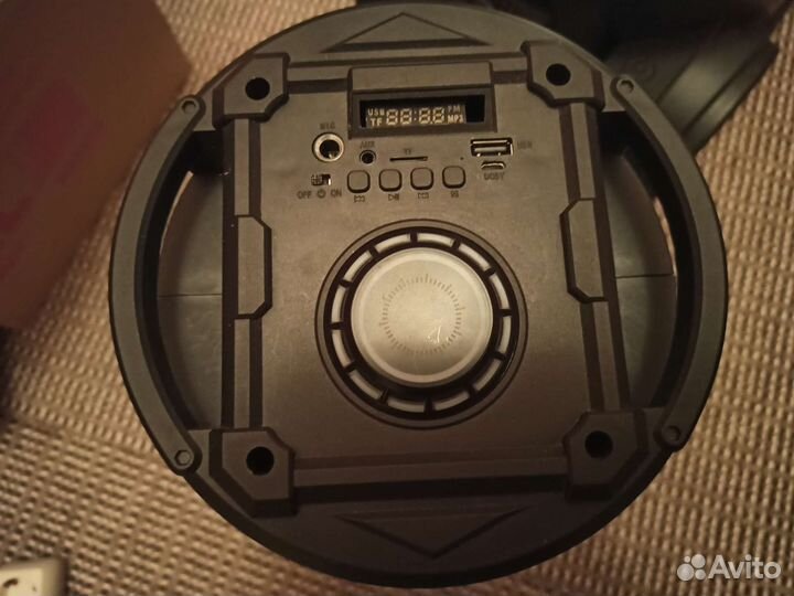 Портативная колонка