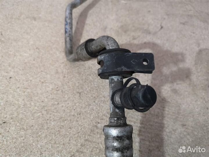 Трубка кондиционера Митсубиси Каризма